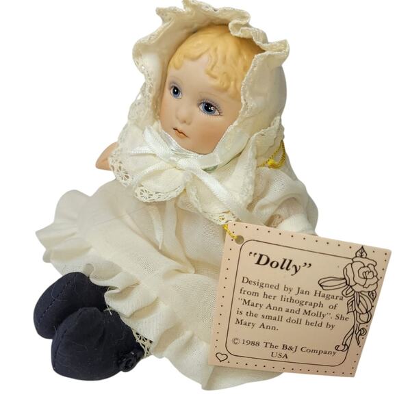 Rare SIGNED 1988 Vintage Victorian-styled "Dolly" By Jan Hagara - Picture 6 of 9